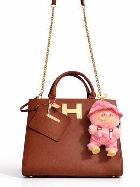 🥳 H By HALSTON Crossbody Bag w/ FREE DOLL CHARM w/ Labubu Clothing & Shoes